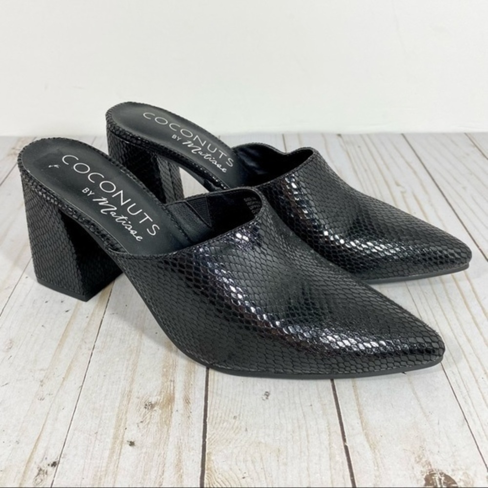 Coconuts by Matisse High Noon Black Embossed Pointed Toe Mules 7
